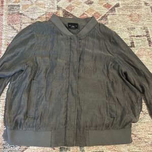 Women’s zip up bomber jacket